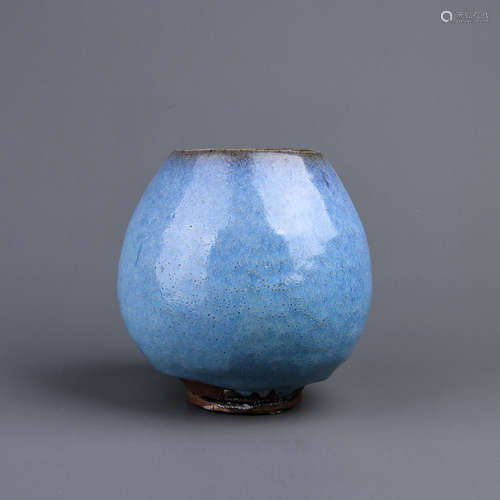 A Chinese Jun-Type Porcelain Jar