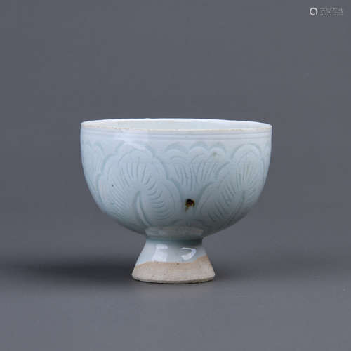 A Chinese Hutian Porcelain Cup