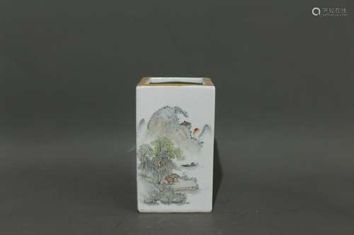 A Chinese Famille-Rose Porcelain Brush Pot