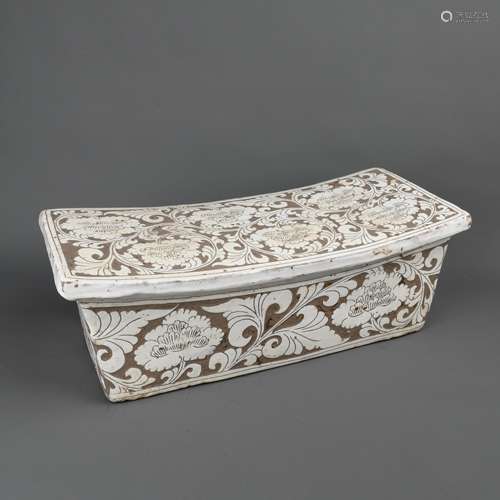 A Chinese Cizhou Porcelain Pillow