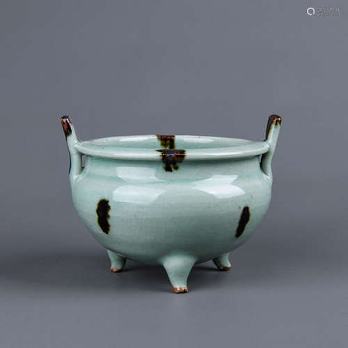 A Chinese Celadon Porcelain Incense Burner