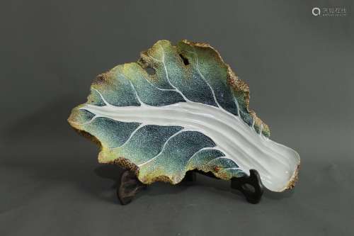 A Chinese Cabbage-Leaf-Shape Brush Palette
