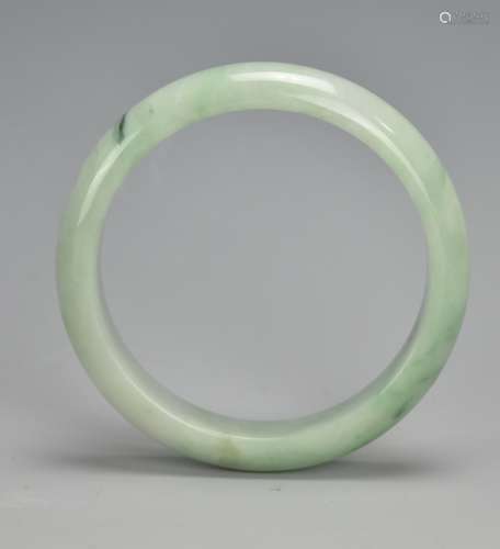 A Smooth Round Jade Bracelet