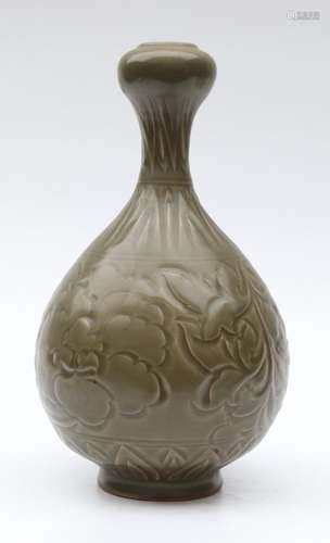 Chinese SongÂ Dynasty YaoZhouÂ porcelain Caved Vase