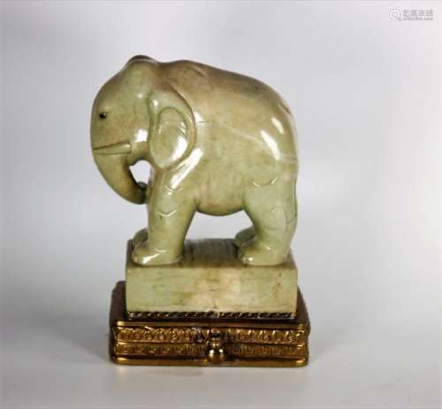 Large Chinese Qing Dynasty Jade Green Carved Elephant