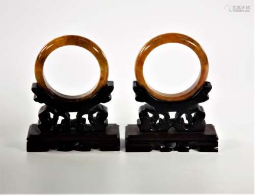 Pair Chinese Qing Dynasty Jadeite Bangle Bracelet