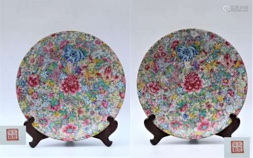 Large Pair of Chinese Qing Dynasty Mille Fleur