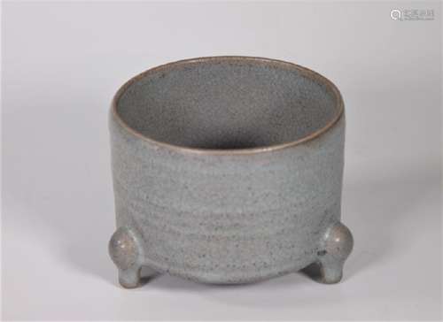 Chinese Song Dynasty Ru Yao Tripod Censer