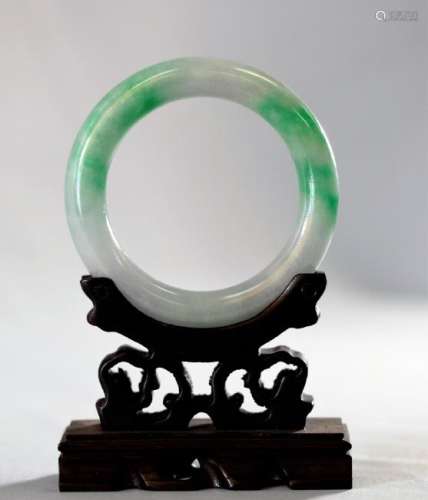 Chinese Qing Dynasty Jadeite Bangle Bracelet