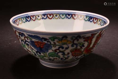 A Chinese Phoenix-decorating Estate Porcelain Bowl