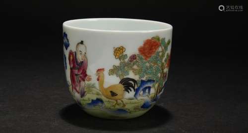 A Chinese Rooster Poetry-framing Porcelain Cup