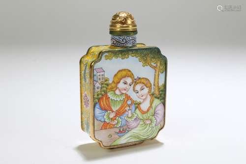 A Chinese Lidded Western-portrait Snuff Bottle