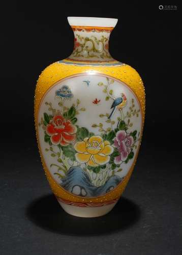 A Chinese Windowed-Fortune Overlay Display Vase