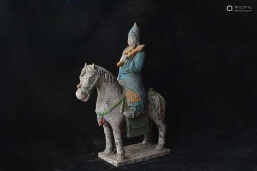 A SANCAI PORCELAIN HORSE & WARRIOR STATUE TANG DYNASTY.