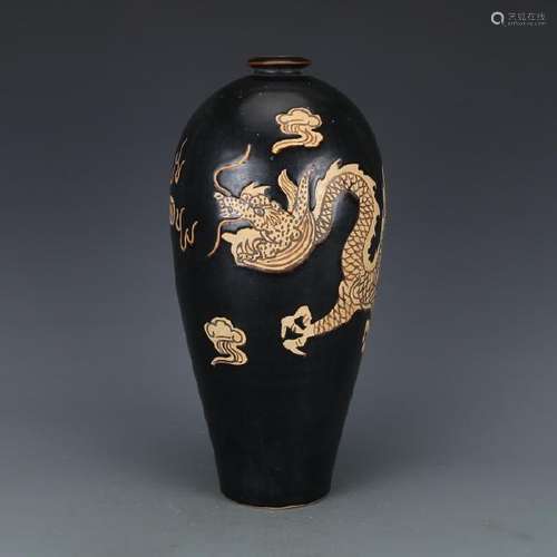 A BLACK & WHITE DRAGON MEIPING VASE SONG DYNASTY