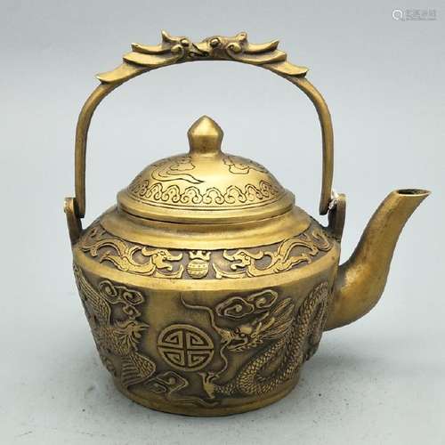 A GILT BRONZE DRAGON TEAPOT QIANLONG MARK 17TH/C.