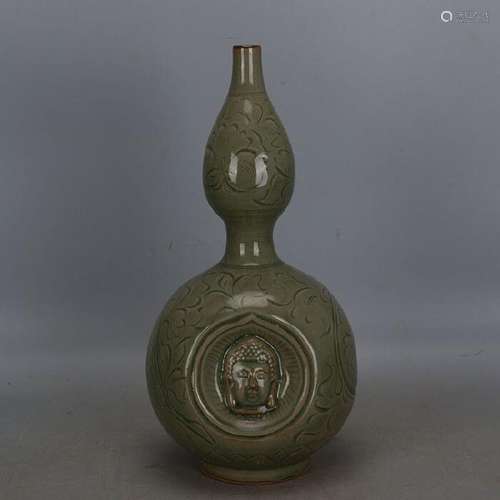 A CELADON DOUBLE GOURD VASE SONG DYNASTY 10TH/C.