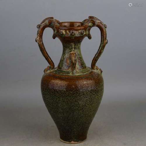 A BROWN OIL SPLASHED DOUBLE HANDLE VASE SONG DYNASTY.