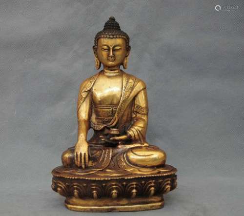 A GILT BRONZE SHAKYAMUNI BUDDHA FIGURE MING DYNASTY.