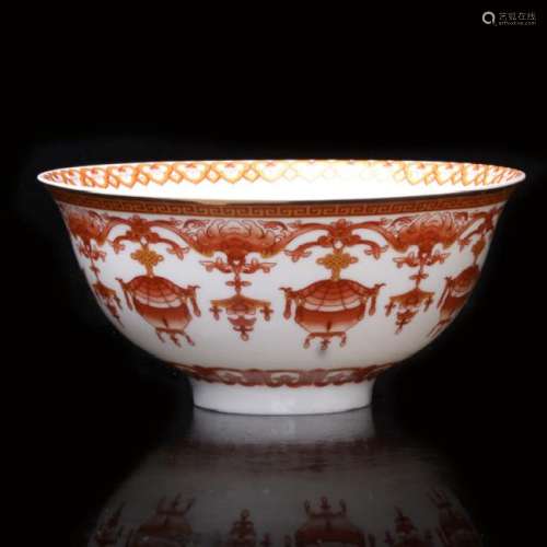 A RED & WHITE FLOWER BOWL QIANLONG MARK 17TH/C.