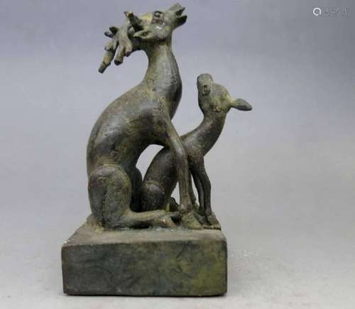 A BRONZE TWO-DEER SEAL QING DYNASTY.