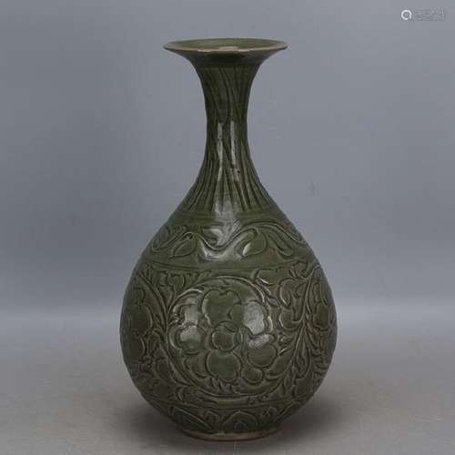 A CELADON LOTUS VASE SONG DYNASTY 10TH/C.