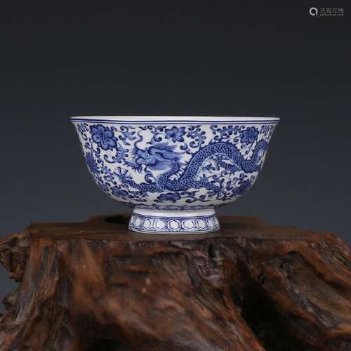 A BLUE & WHITE DRAGON BOWL QIANLONG MARK 17TH/C.