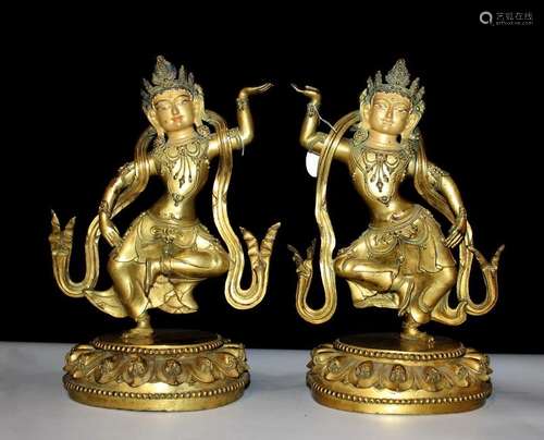 A RARE PAIR GILT BRONZE BUDDHA FIGURE MING DYNASTY.