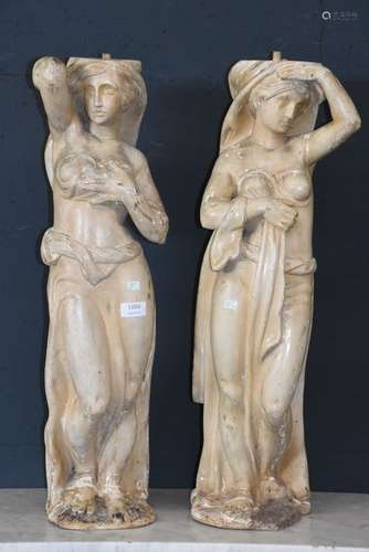 Paire de statues de femmes à l'antique en bois scu…