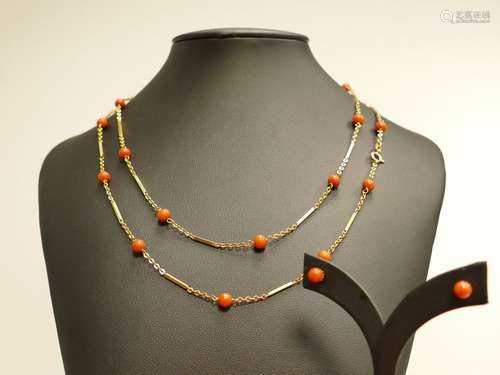 Ensemble en corail rouge et or jaune 18 carats