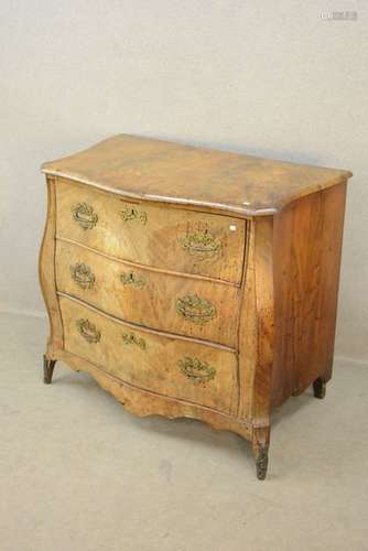 Commode galbée Louis XV en bois de placage (Ht 90 …