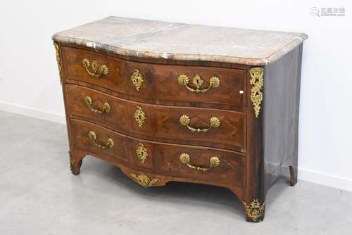 Commode d'époque Louis XIV en marqueterie, marbre …