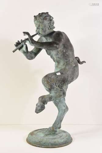 Faune en bronze à patine verte (H:60cm)