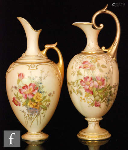 Two pieces of early 20th Century Royal Worcester blush ivory decorated with sprays of flowers,