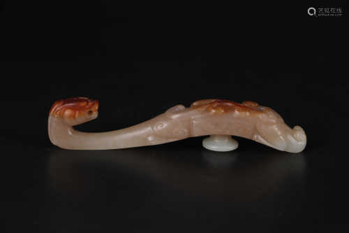 A RARE CHINESE FINE WHITE JADE BELT HOOK, SONG DYNASTY