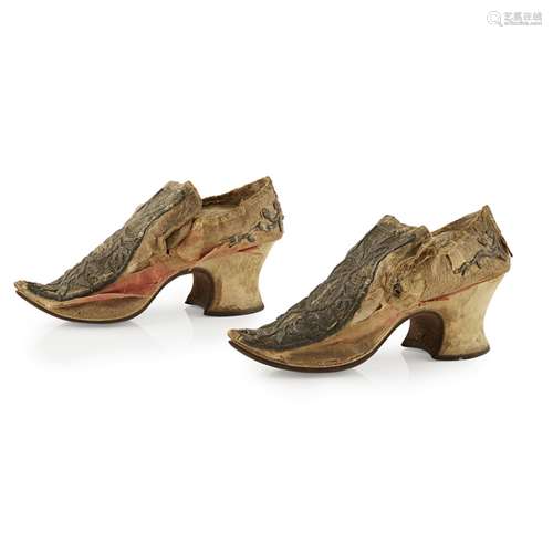 A PAIR OF BULLION WORK DECORATED SHOES EARLY 19TH CENTURY the uppers decorated with bold silver