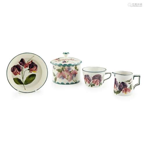A GROUP OF WEMYSS WARE 'SWEETPEAS' PATTERN, LATE 19TH/ EARLY 20TH CENTURY comprising a BISCUIT