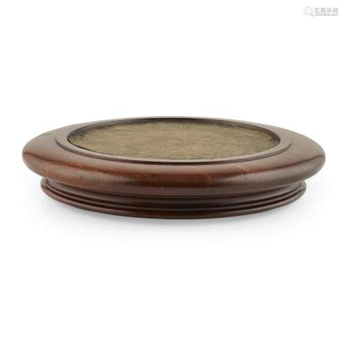 A SCOTTISH REGENCY MAHOGANY WINE COASTER BY JAMES MEIN, KELSO CIRCA 1830 the turned and moulded