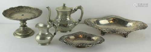 SILVERPLATE. Grouping of 