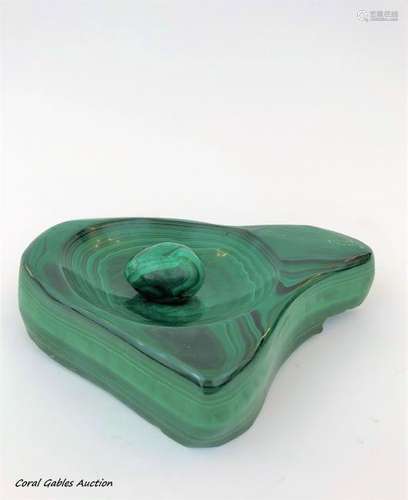 Malachite decoration piece