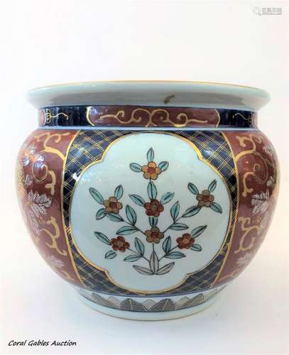 Chinese porcelain planter