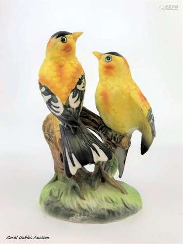 Figure of porcelain birds