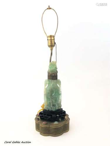 Green Quartz Sculpture Lamp