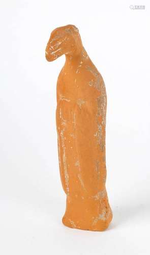 Statuette en terre cuite de couleur orange dite MI…