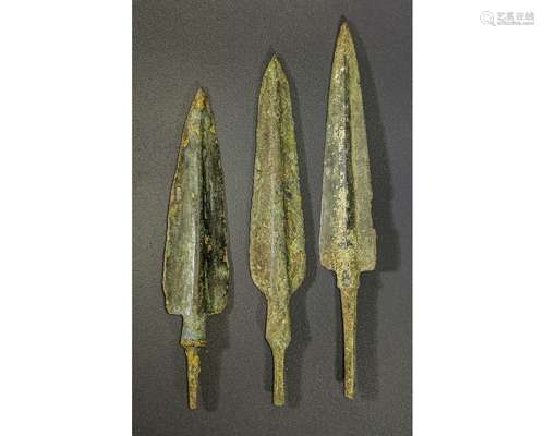 COLLECTION OF GREEK CYPRIOT BRONZE SPEARHEADS