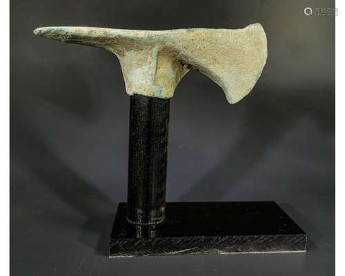 BRONZE AGE BATTLE AXE