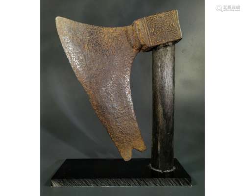 MEDIEVAL BROAD IRON AXE HEAD