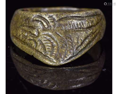 MEDIEVAL BRONZE DECORATED ARCHERS RING