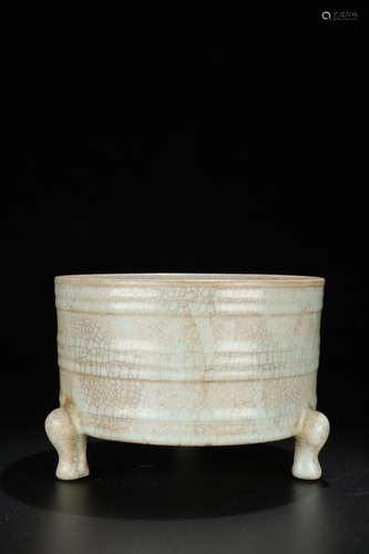 A RU GLAZED STYLE TRIPOD CENSER