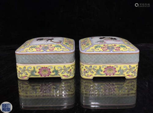 PAIR OF QIANLONG MARK YELLOW-FAMILLE ROSE BOXES